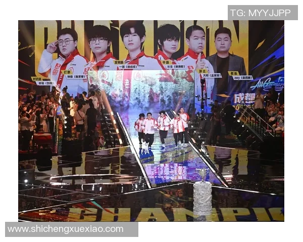 电竞新时代：探秘全球最火游戏赛事与职业选手背后的荣耀与挑战